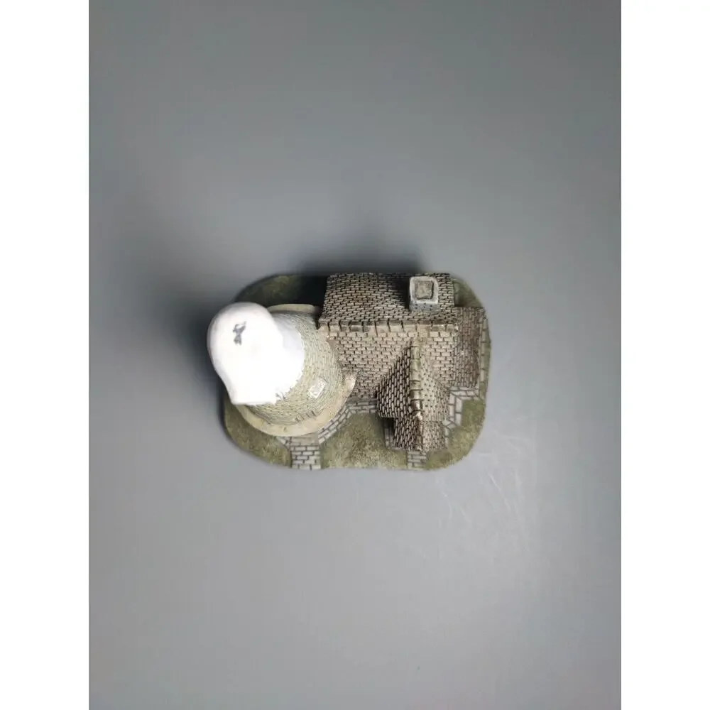 Vintage 'SINGLE OAST' OAST HOUSE BUILDING HAND MADE SCUPLTURE FIGURINE RARE